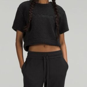 lululemon athletica Black Fleece Crop Top Sz.2